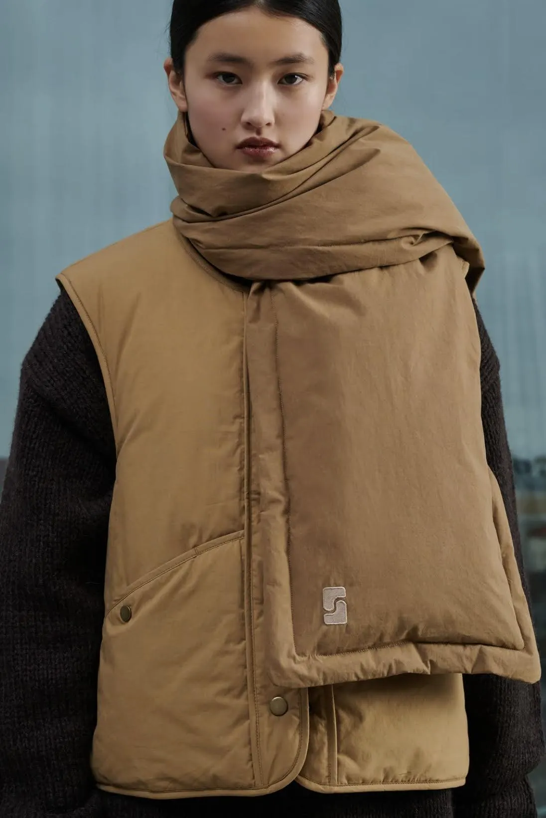 Beige Water-Repellent Padded Scarf