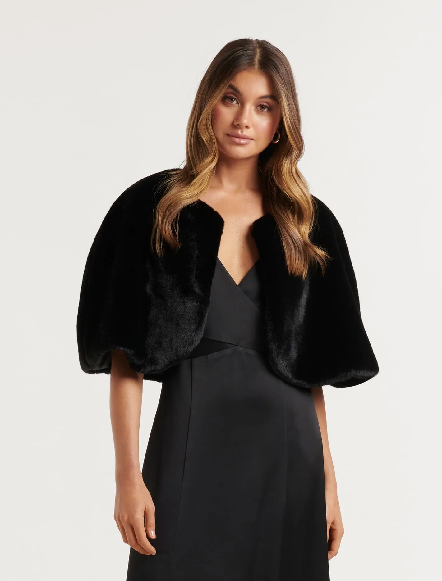 Clarissa Faux Fur Capelet