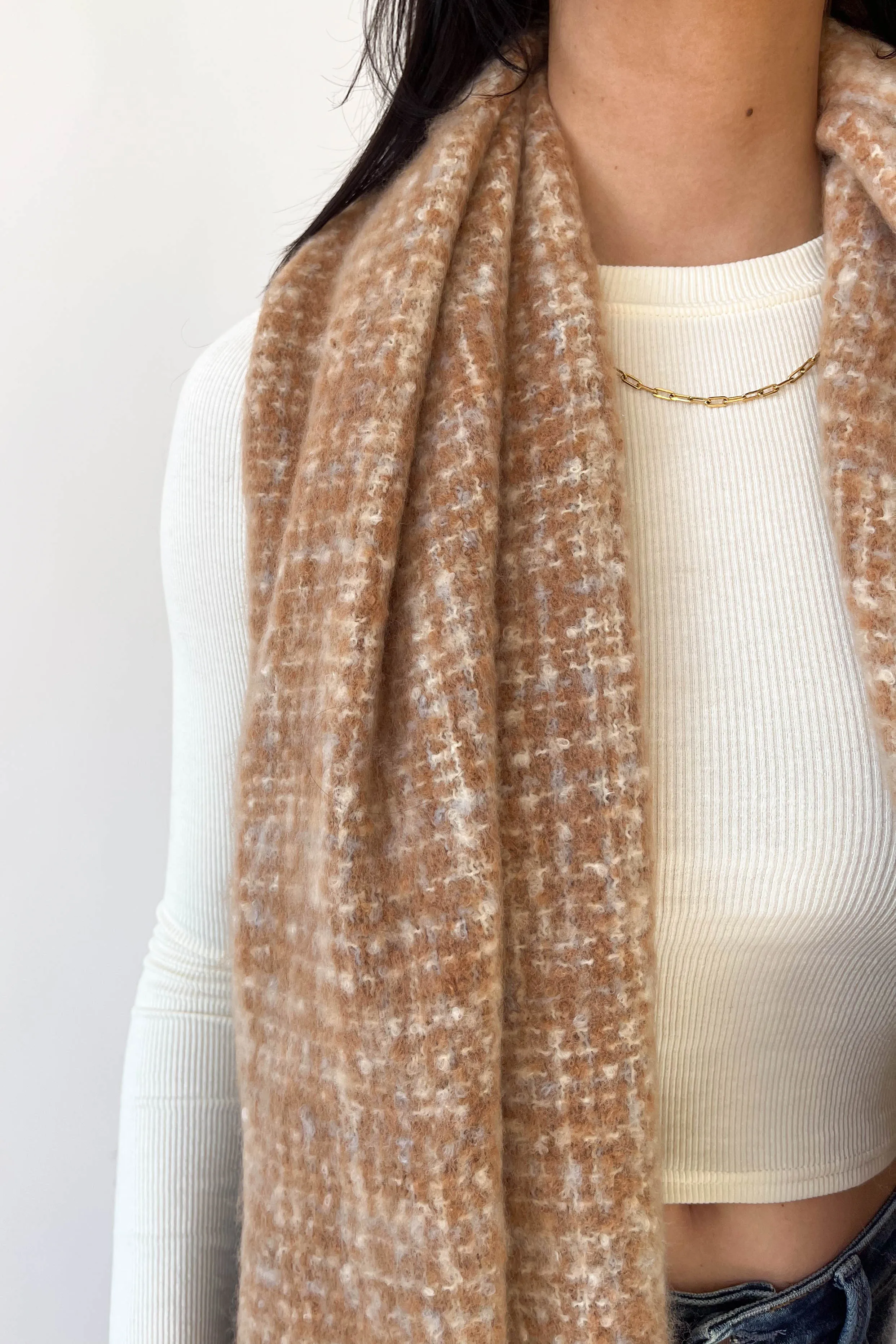 Keeping Warm Scarf in Camel