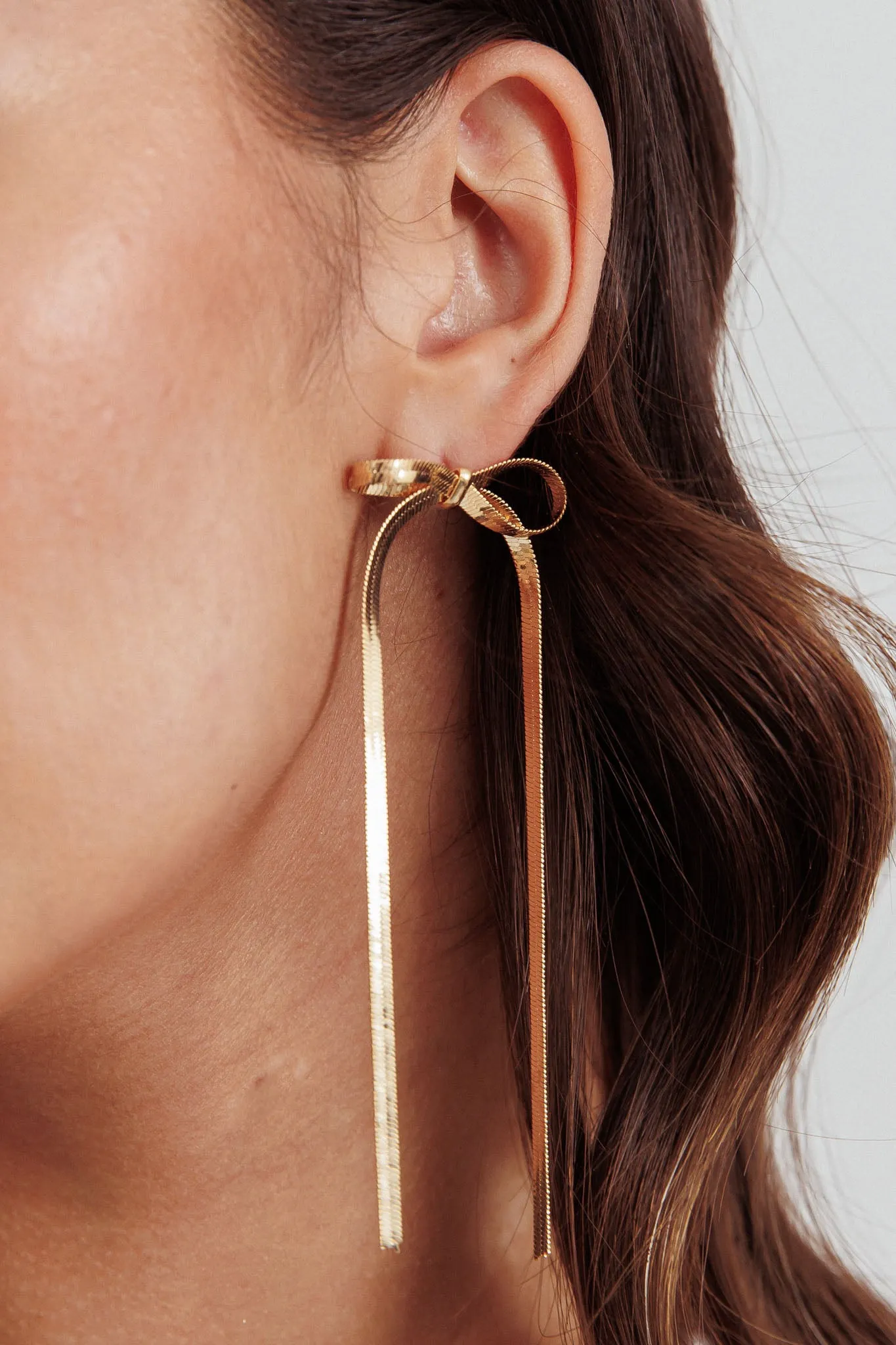 Macy Herringbone Bow Earrings Gold