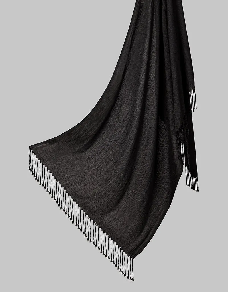 Modelle Twisted Scarves - Shades of Black